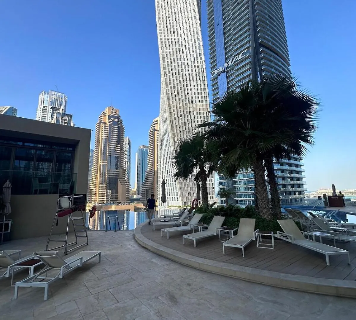 Modern Elegance Apartment Jumeirah Living Marina Dubai