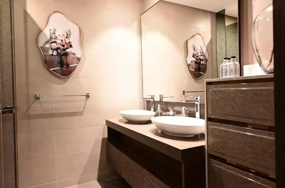 Modern Elegance Apartment Jumeirah Living Marina Dubai United Arab Emirates