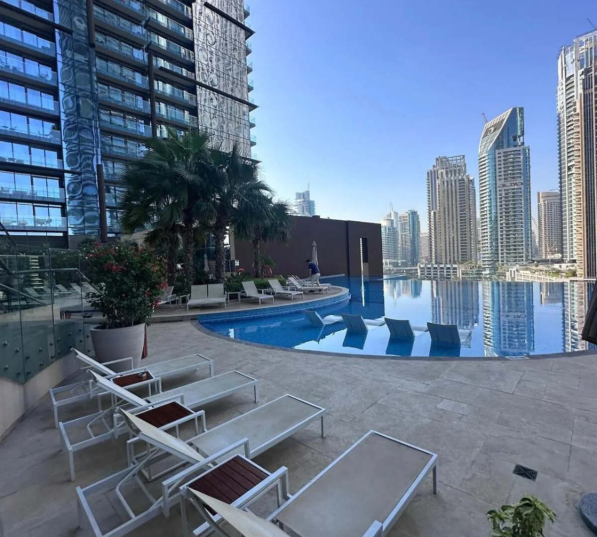 Modern Elegance Apartment Jumeirah Living Marina Dubai